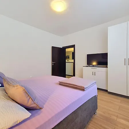 Mara By Interhome Labin (Dalmatia)