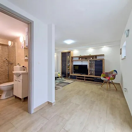 Mara By Interhome Labin (Dalmatia)